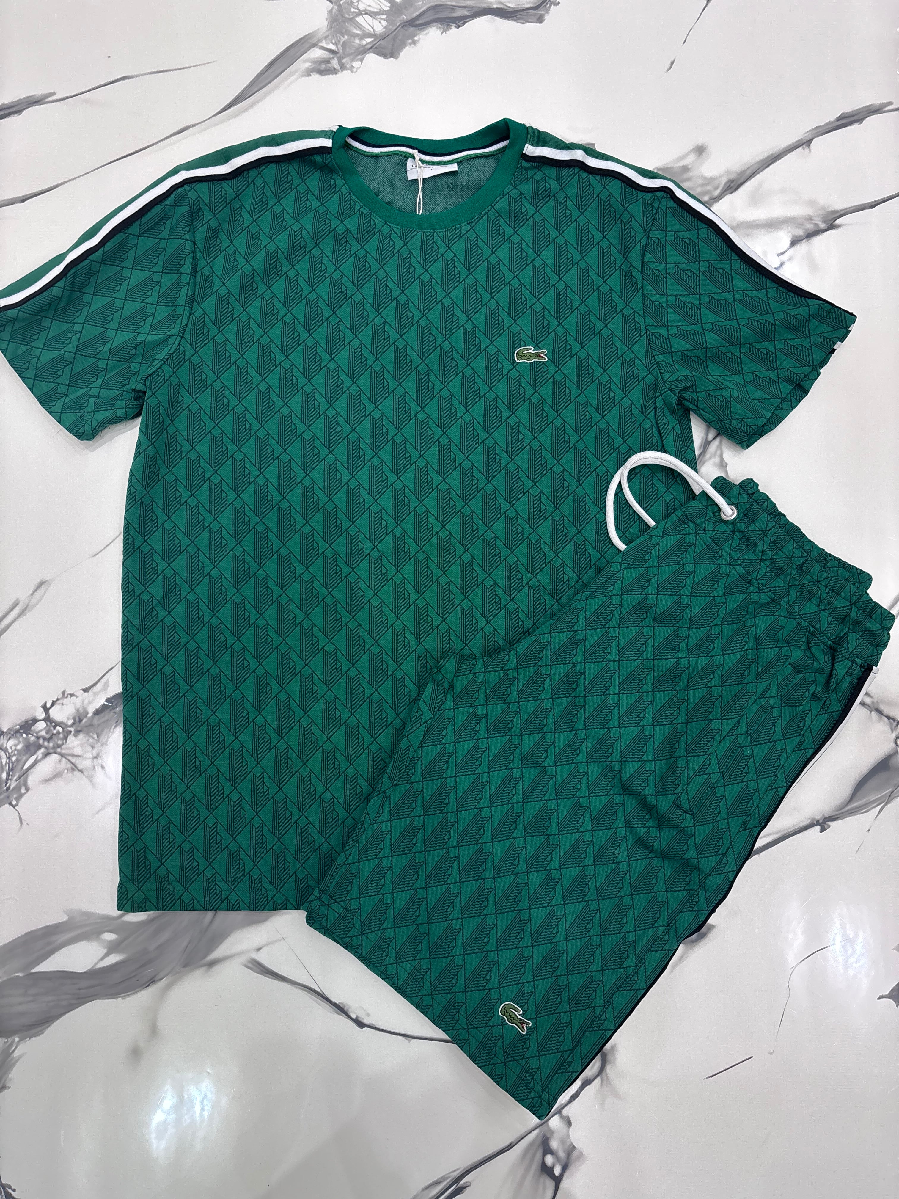 Completo Lacoste verde