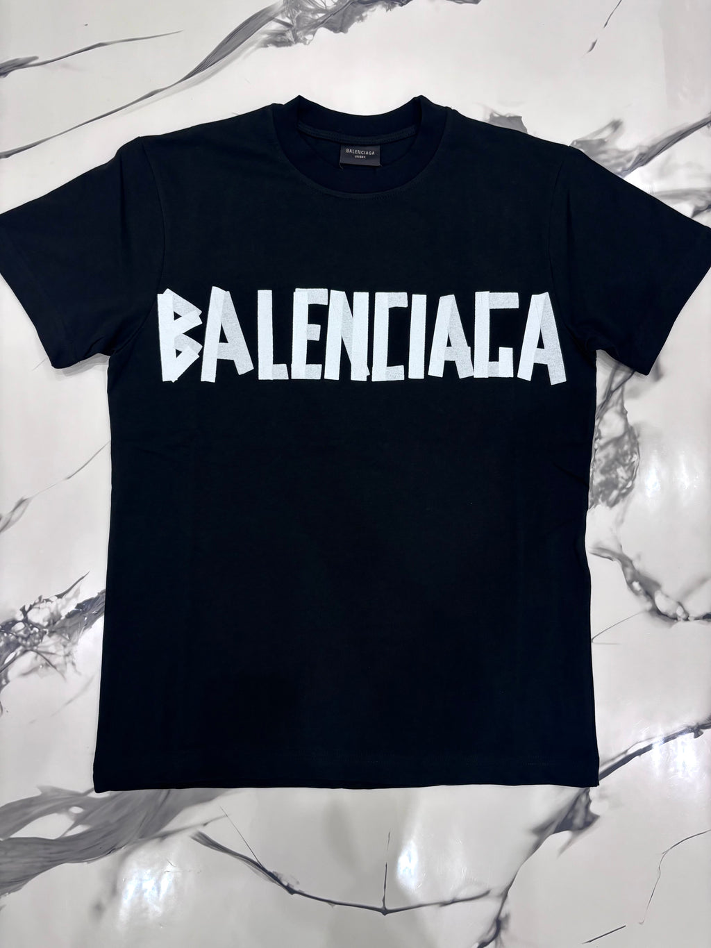 T-SHIRT BALENCIAGA NERA