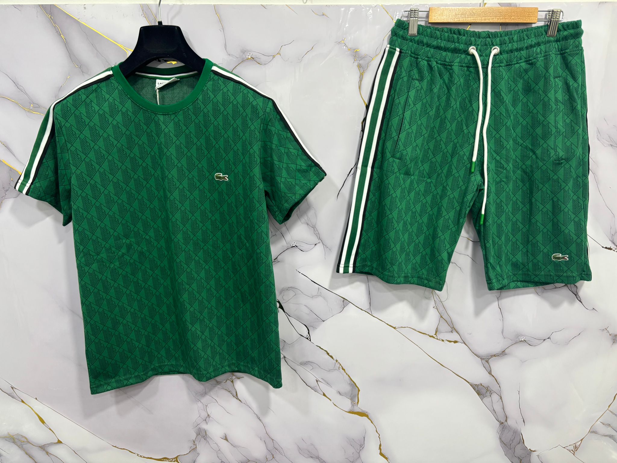 COMPLETO LACOSTE (SHIRT+BERMUDA)
